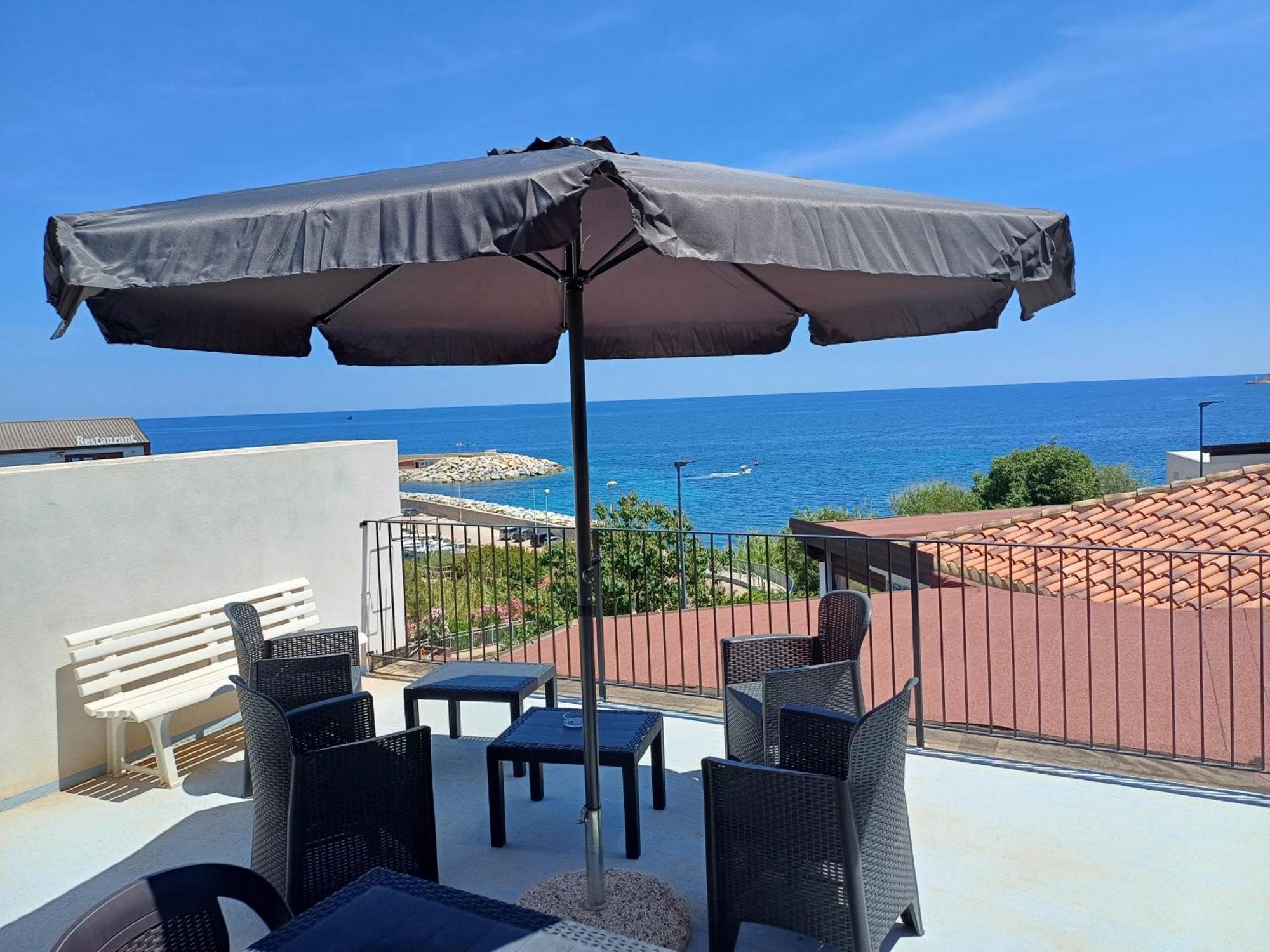 Lungomare Bed Rooms Санта-Мария-Наварезе Экстерьер фото